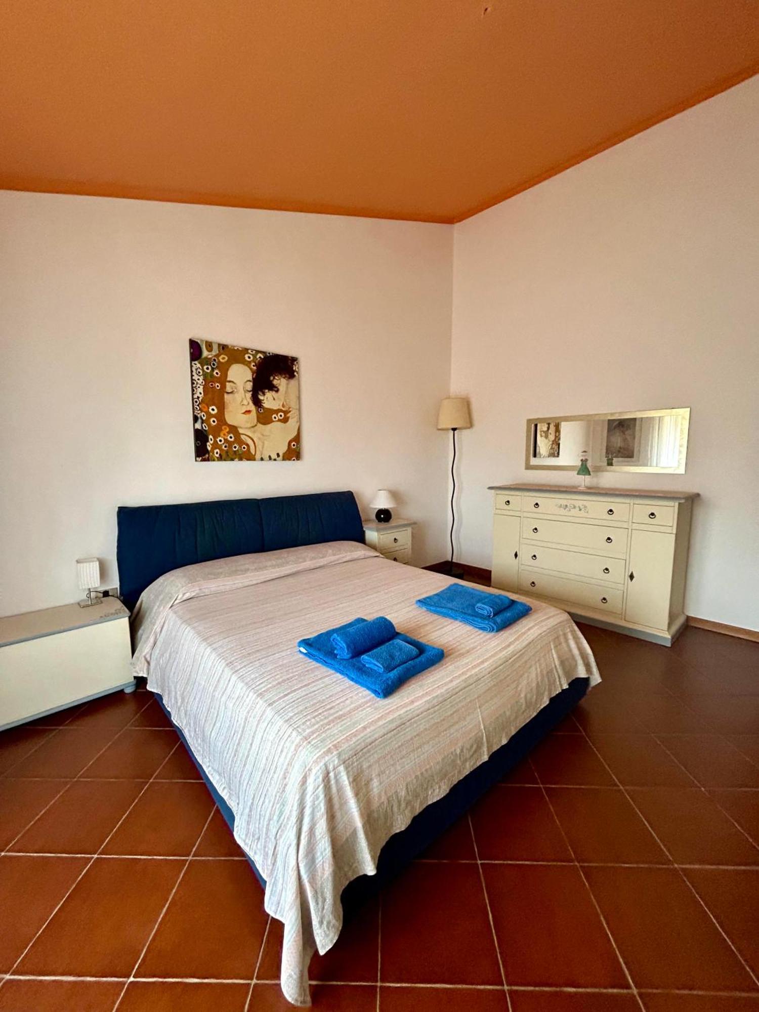 Amazing House 10 Min By Car From The Beach Olbia Extérieur photo